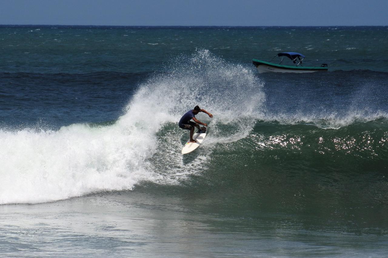 99 Surf Lodge El Limón Dış mekan fotoğraf